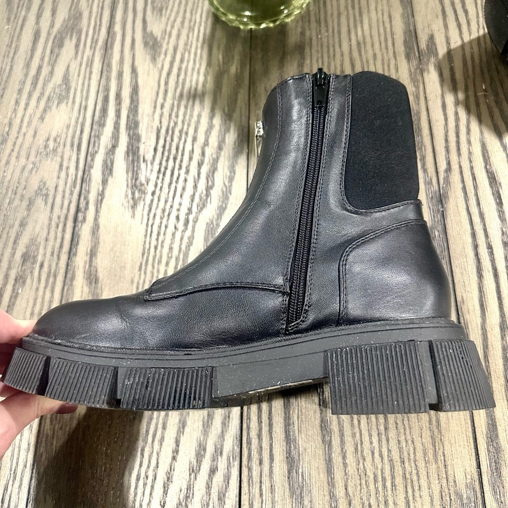 ASOS New Look Zip Front Flat Chunky Chelsea Boot Black - Picture 6 of 11